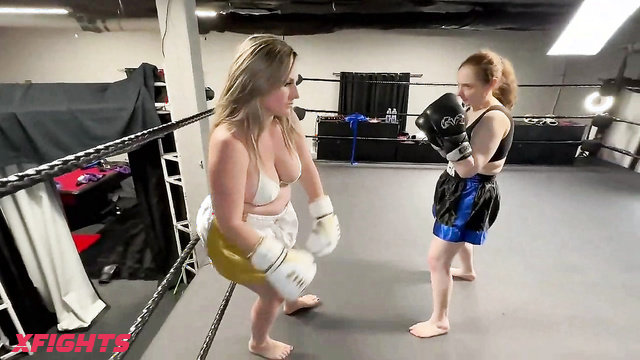 Mutiny Productions - MW-1550 - Mutiny & Felicia - Boxing match between sexy blondes