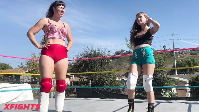 XFights Custom Requests - Hardcore wrestling with juicy girls in the ring