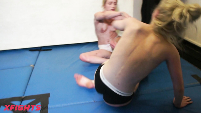Polly Lesbian Wrestling