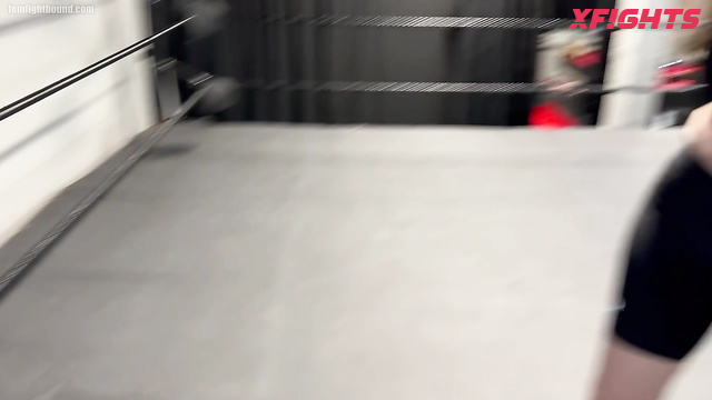 Ladyfist Clips Store - Felicia & Mutiny - Curvy sexy blonde gets dominated in the ring