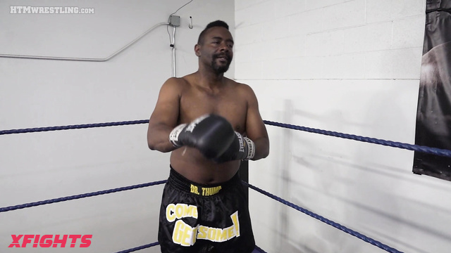 KK Qing Topless Boxing