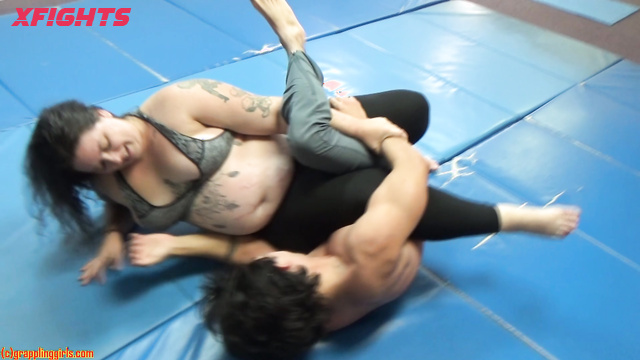 Grappling Girls In Action - Milah & Pixie - Hardcore domination from a BBW with a tattoo