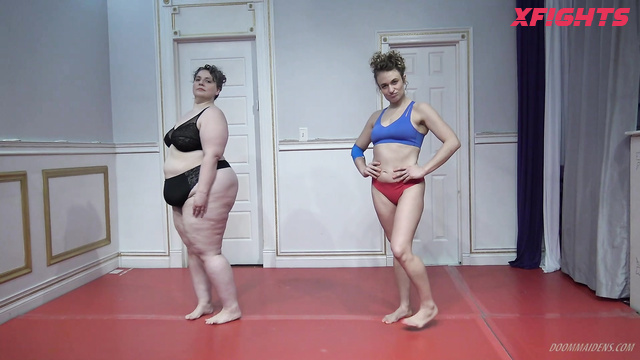 Doom Maidens Wrestling - Blaze & Ursa, BBW had hardcore wrestling match with a skinny girl
