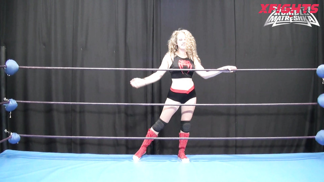 Rumble Matreshka - RM186 Valkyr vs Viper Female Prowrestling Fight