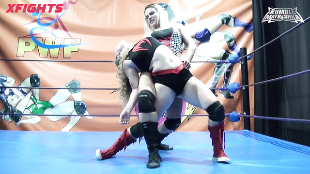 Rumble Matreshka - RM186 Valkyr vs Viper Female Prowrestling Fight