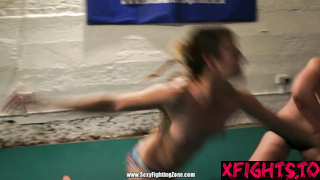 Sexy Fighting Zone SFZ - Thunder vs Pippa