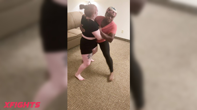 Competitive Catfights - Adri vs Eboni