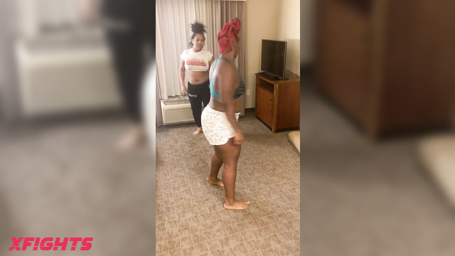 Competitive Catfights - Tiffany vs Yasmin aka Samaria