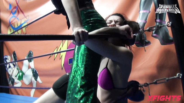 Rumble Matreshka - RM 172 DevilGirl vs Vallia Female Pro Wrestling Fight