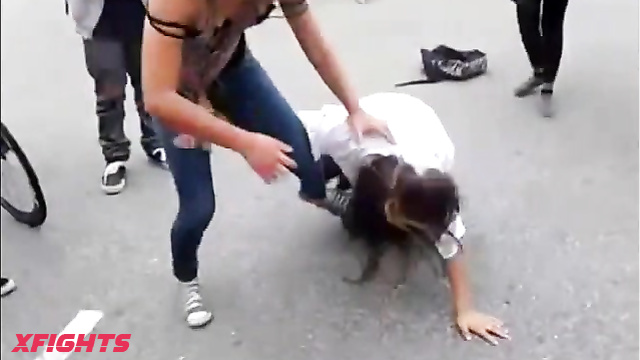 Real Catfights - Cell Phone Catfights 23