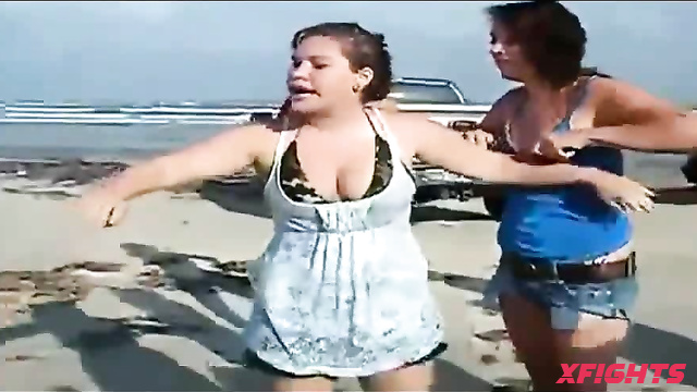 Real Catfights - Cell Phone Catfights 25