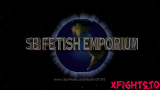 SB Fetish Emporium - Amia vs Sophia in An Unwelcome Lift and Carry Suprise