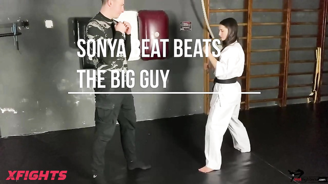 Karate Sonya Slave Beating Femmix