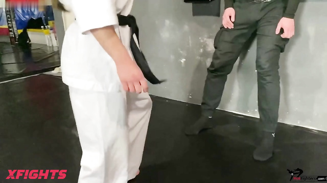 Karate Sonya Slave Beating Femmix