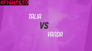 Fighting Dolls - Talia vs Vanda