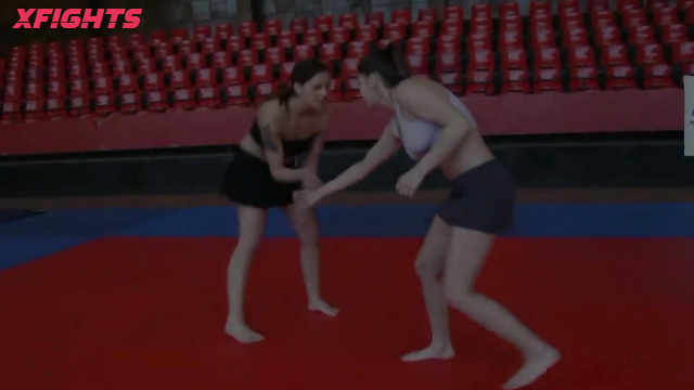 Female Wrestling Zone FWZ - Paulina vs Galya Submission Wrestling