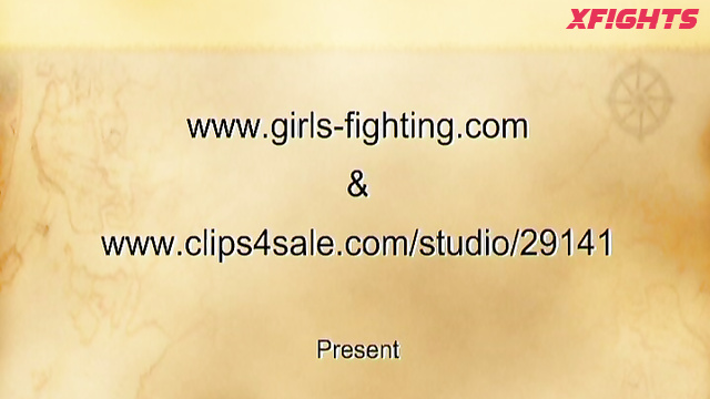 Girls Fighting - Lesly Boxing Session