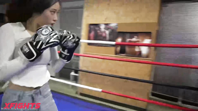 MF-FB54 Female boxing それまで, リュウ