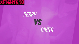 Fighting Dolls - FD5677 Perry vs Nikita