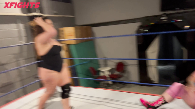 Nadia Sapphire - Mixed wrestling, low blows, scissor holds, stinkfaces and face sitting