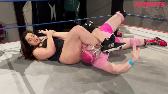 Nadia Sapphire - Mixed wrestling, low blows, scissor holds, stinkfaces and face sitting