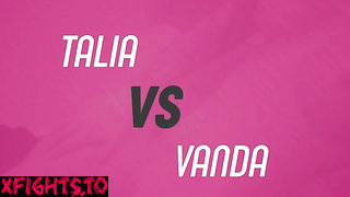 Trib Dolls - TD1441 Talia vs Vanda