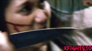 Sarah vs Knife Fighter
