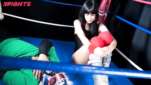 VKID-11 Unilaterally put a professional wrestling attacks