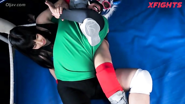 VKID-11 Unilaterally put a professional wrestling attacks