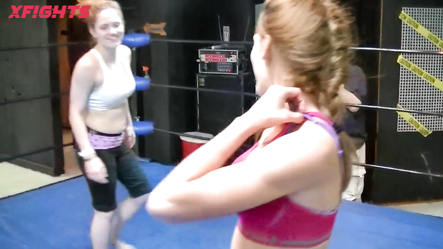 Freshfite Female Fighting - FFV143 Paisley Pain vs Laycee Extreme Catfight