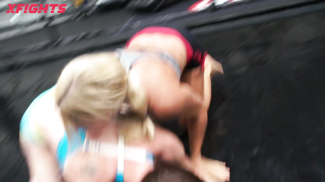 Antscha Lesbian Wrestling