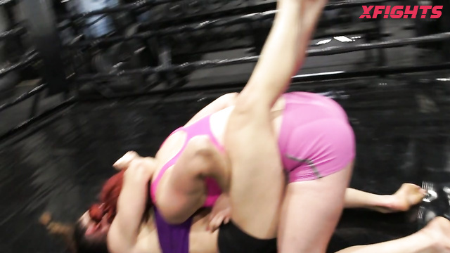 Female Wrestling Zone - Silvie vs Dolly