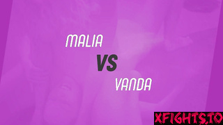 Fighting Dolls - FD5841 Malia vs Vanda