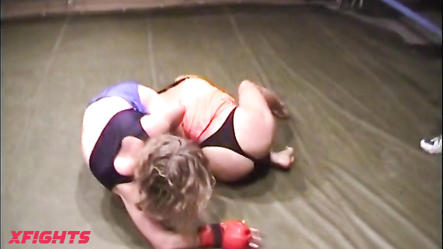 DWW-126-02 Punch and Kick Disco Fight - Tatjana L vs Tatyana K