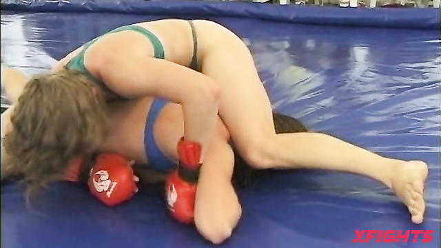 DWW-127-02 MMA in Thongs - Tatjana L vs Yulia