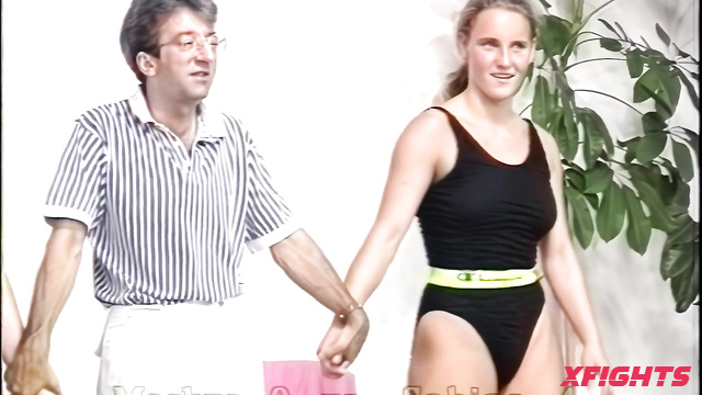 DWW-028-02 Woman in Control - Sabine vs Markus