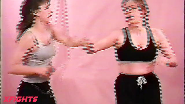 Famous Fem Fight - Cory vs Shelly Experience Puncher Battles Biker Chick Street Fighter