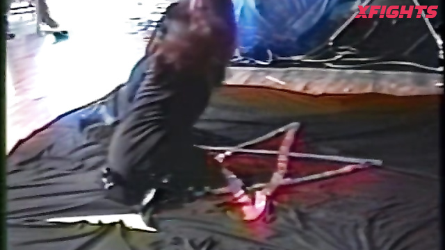 Famous Fem Fight - Vicious Goth Catfight In Garters & Stockings