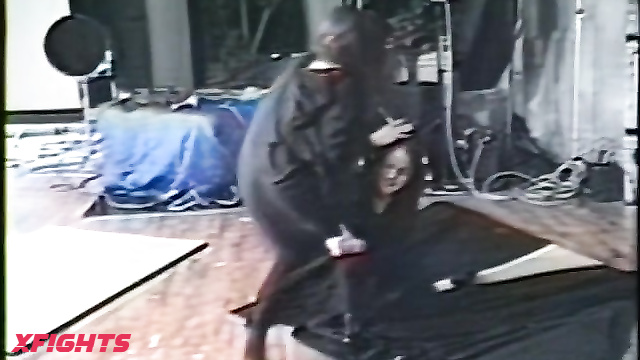 Famous Fem Fight - Vicious Goth Catfight In Garters & Stockings