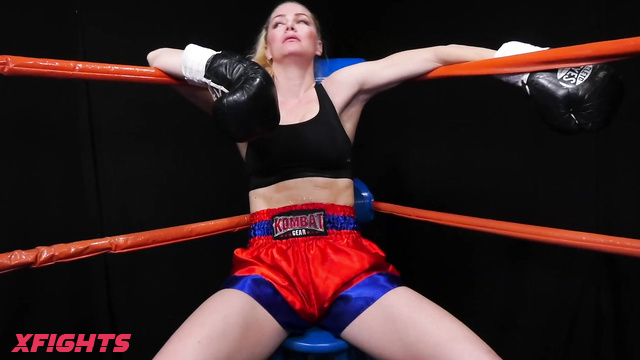 DT Wrestling - DT-1794HD Serene Siren vs Randy Moore Bikini Boxing Bout