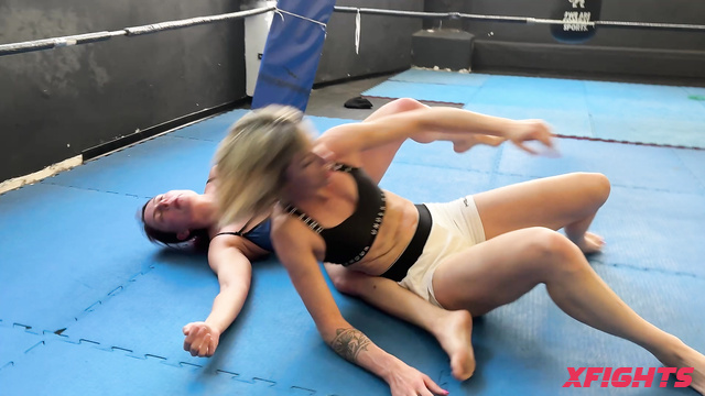 Female Wrestling Zone - Samantha vs Gaia