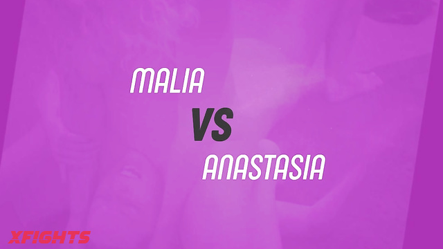 Fighting Dolls - FD5867 Anastasia vs Malia