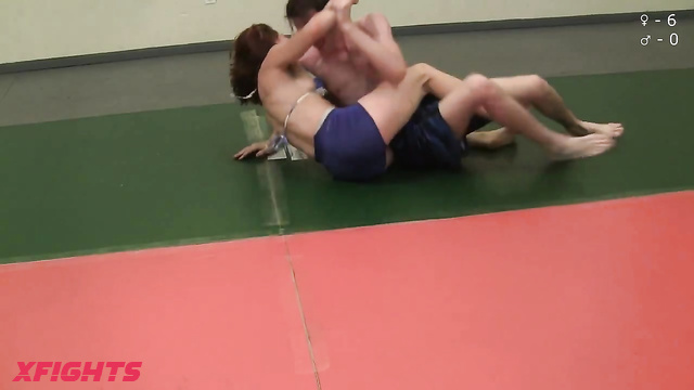 Fight Pulse - MX-01 VeVe Lane vs Brock Samson