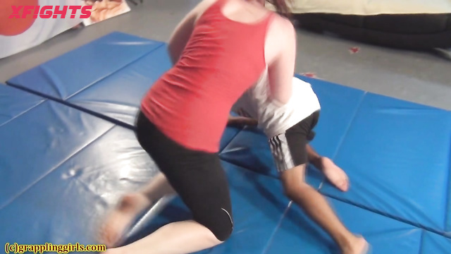 GrapplingGirls - GG 246 Part D -2